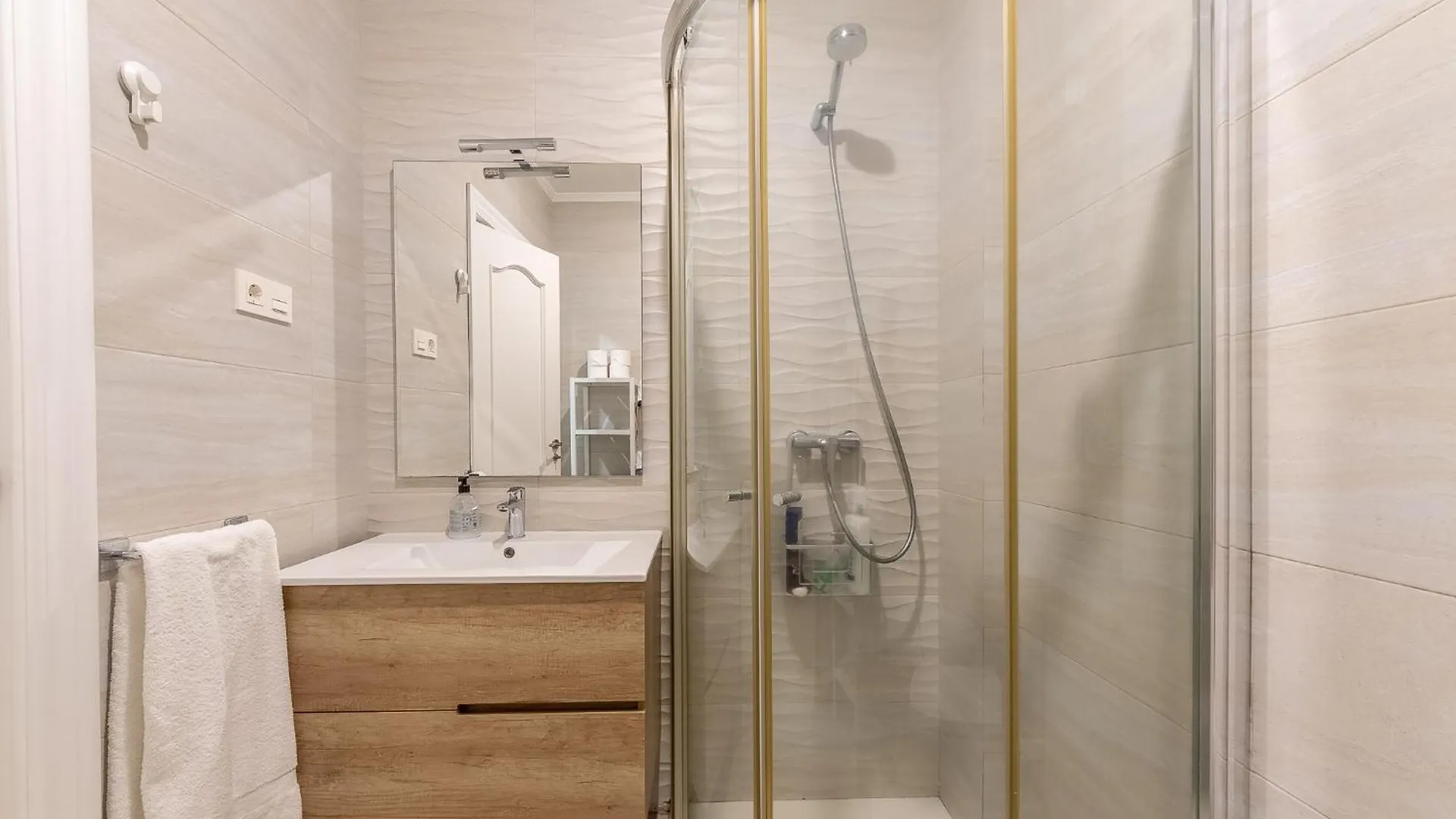 Apartamento En El Mismo Corazon Del Casco Viejo Bilbao Hiszpania